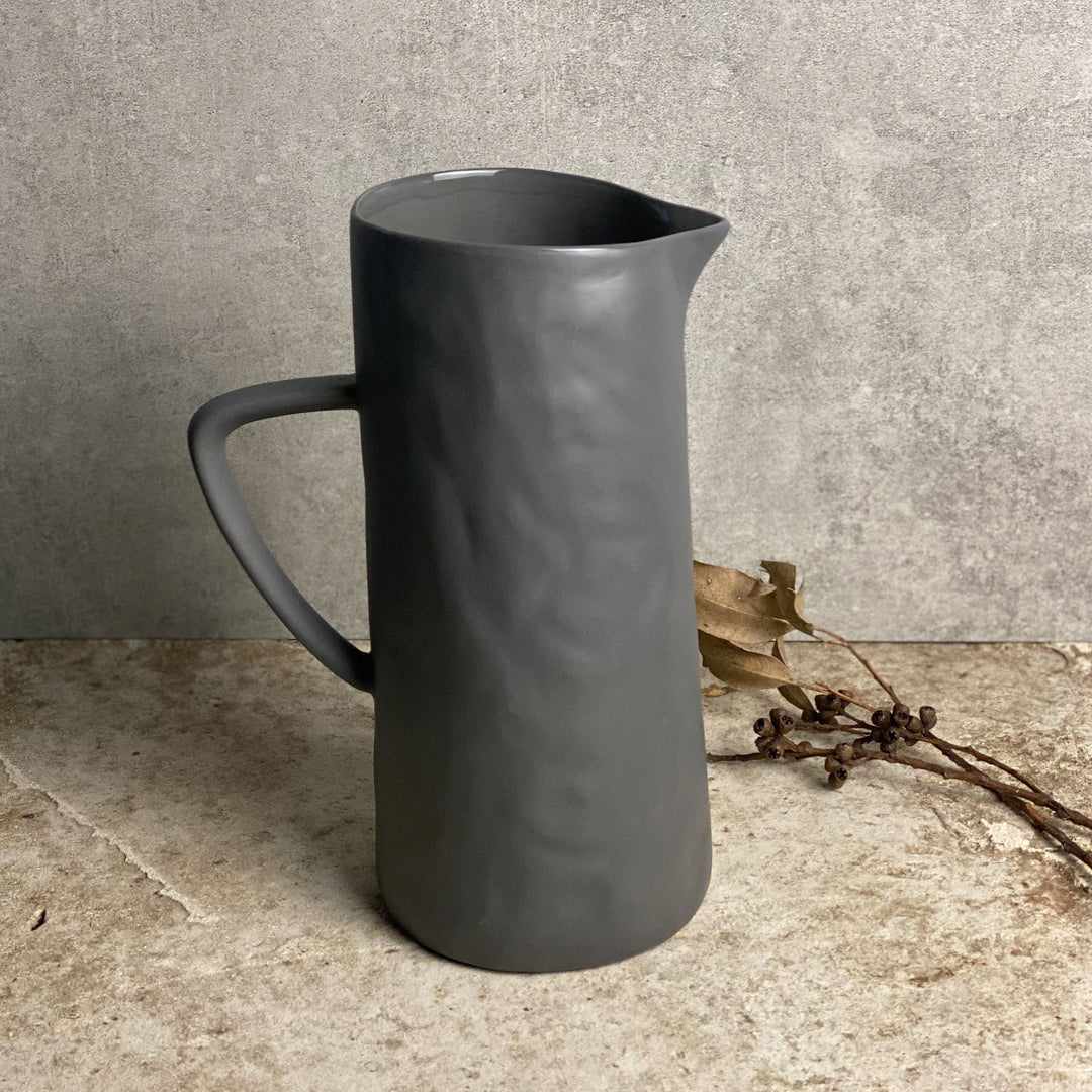 Willow Jug - Charcoal